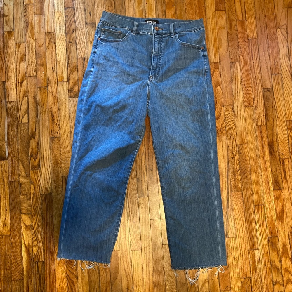 Express straight cut high rise cropped jeans
